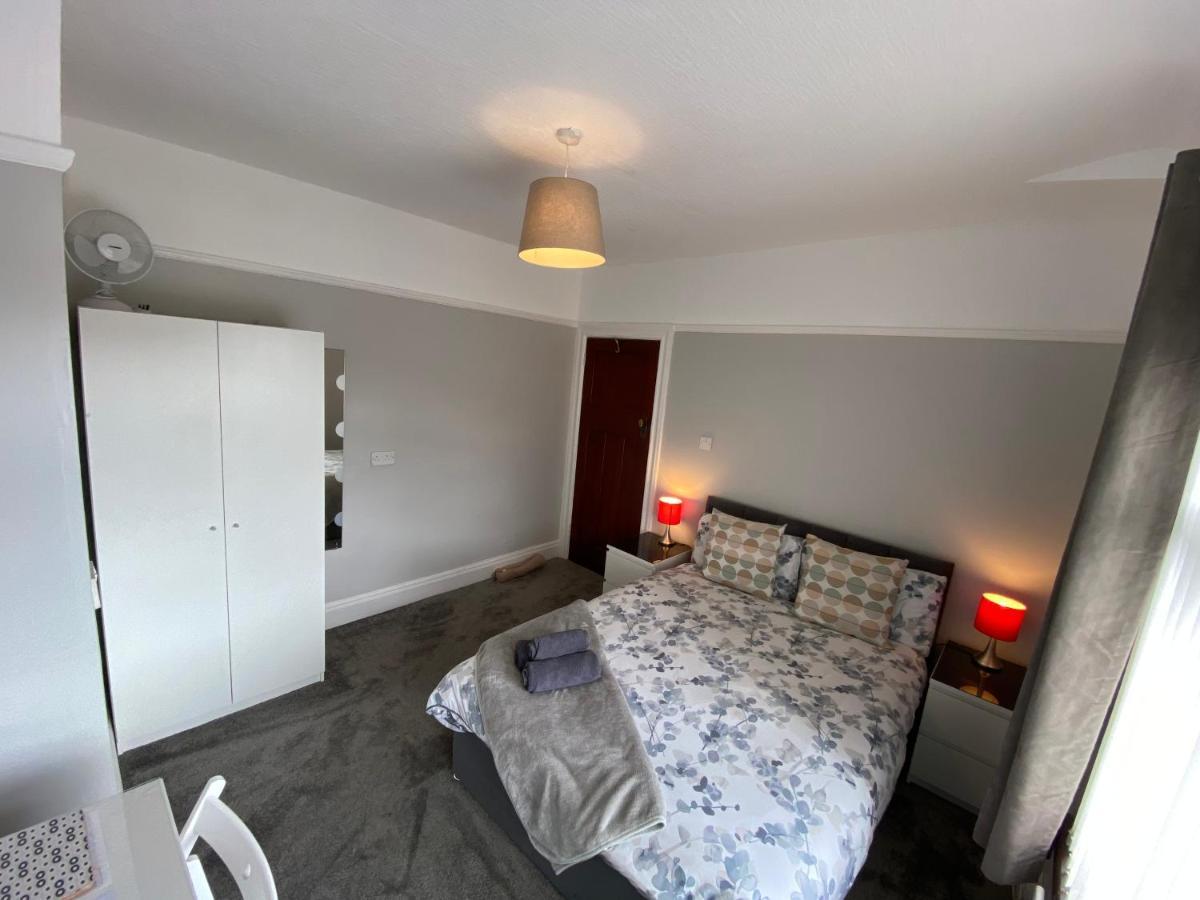 Crumlin Road Town House Homestay